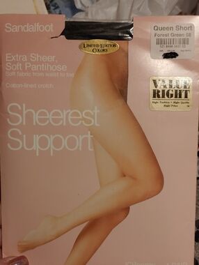 NWT Sheerest Support Queen Short Forest Green Extra Sheer Pantyhose